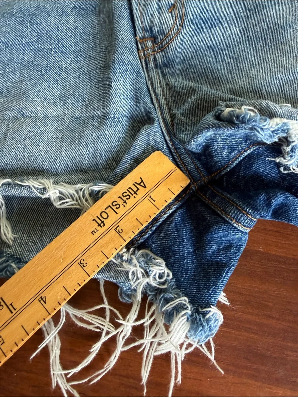 Abercrombie & Fitch High-Rise Mom Short